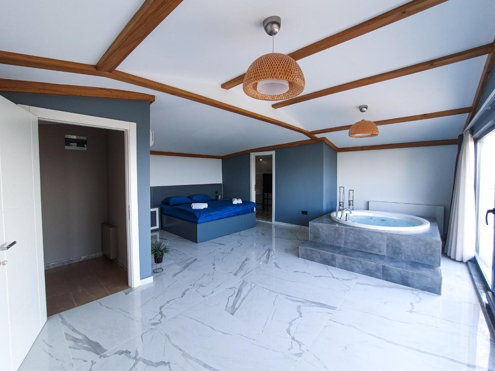 Royal Blue Istanbul - Luxury Villas Luaran gambar